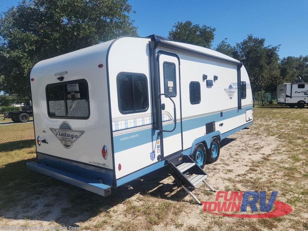 2025 Yellowstone Vintage  23RSS by Gulf Stream from Fun Town RV  - Nature's Coast in Crystal River, Florida