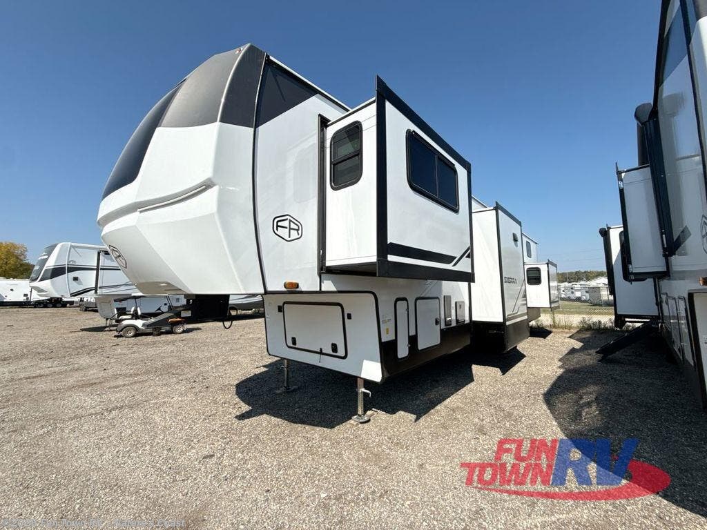 2026 Sierra 3990FL by Forest River from Fun Town RV  - Nature's Coast in Crystal River, Florida