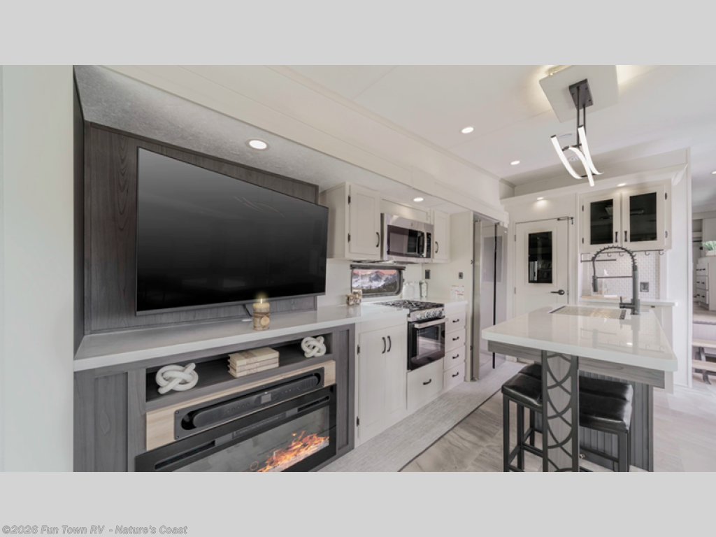 2026 Chaparral 336TSIK by Coachmen from Fun Town RV  - Nature's Coast in Crystal River, Florida