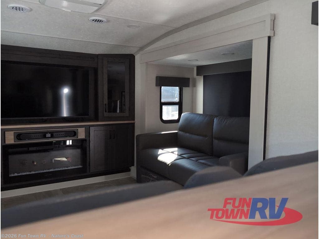 2026 Coachmen Chaparral 334FL - New Fifth Wheel For Sale by Fun Town RV  - Nature's Coast in Crystal River, Florida features Slideout