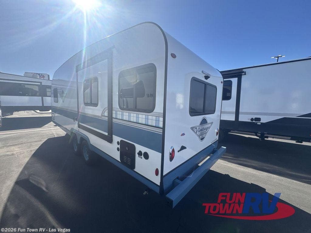 New 2025 Gulf Stream Yellowstone Vintage 23RSS available in Las Vegas, Nevada