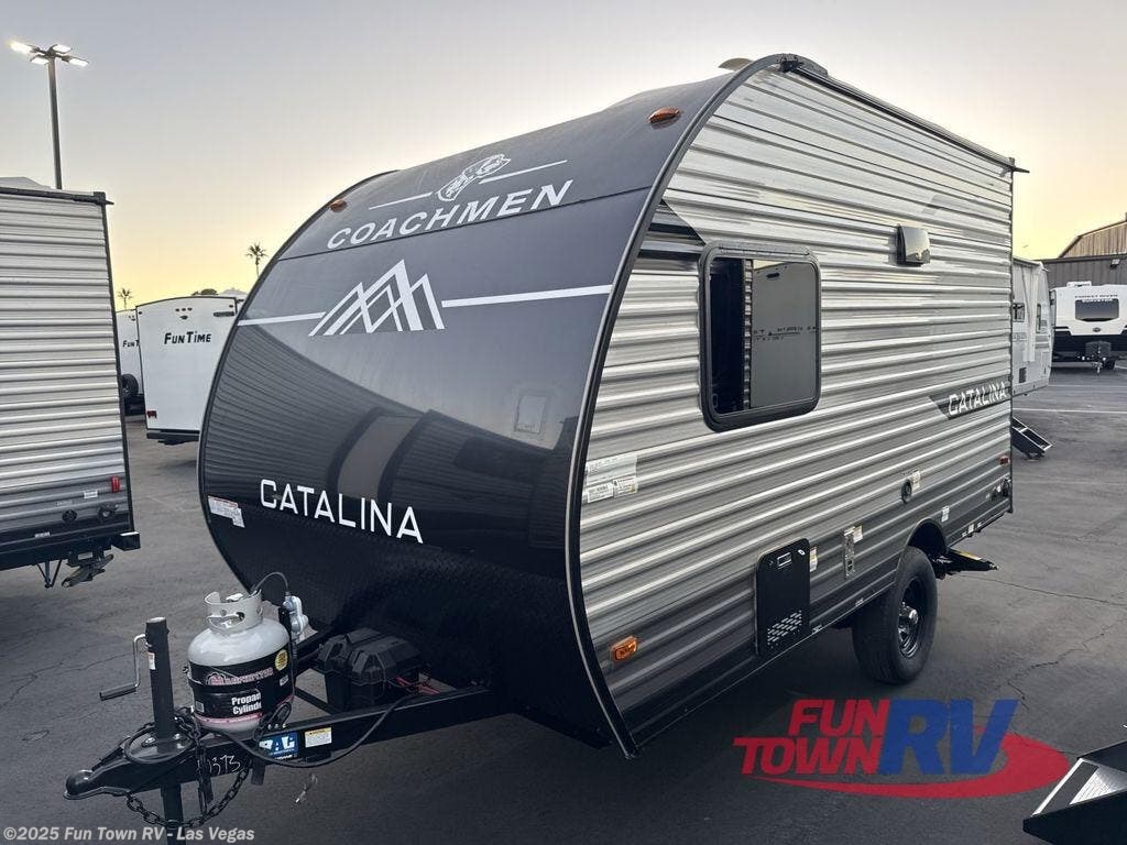 New 2025 Coachmen Catalina Summit Series 7 134BHX available in Las Vegas, Nevada