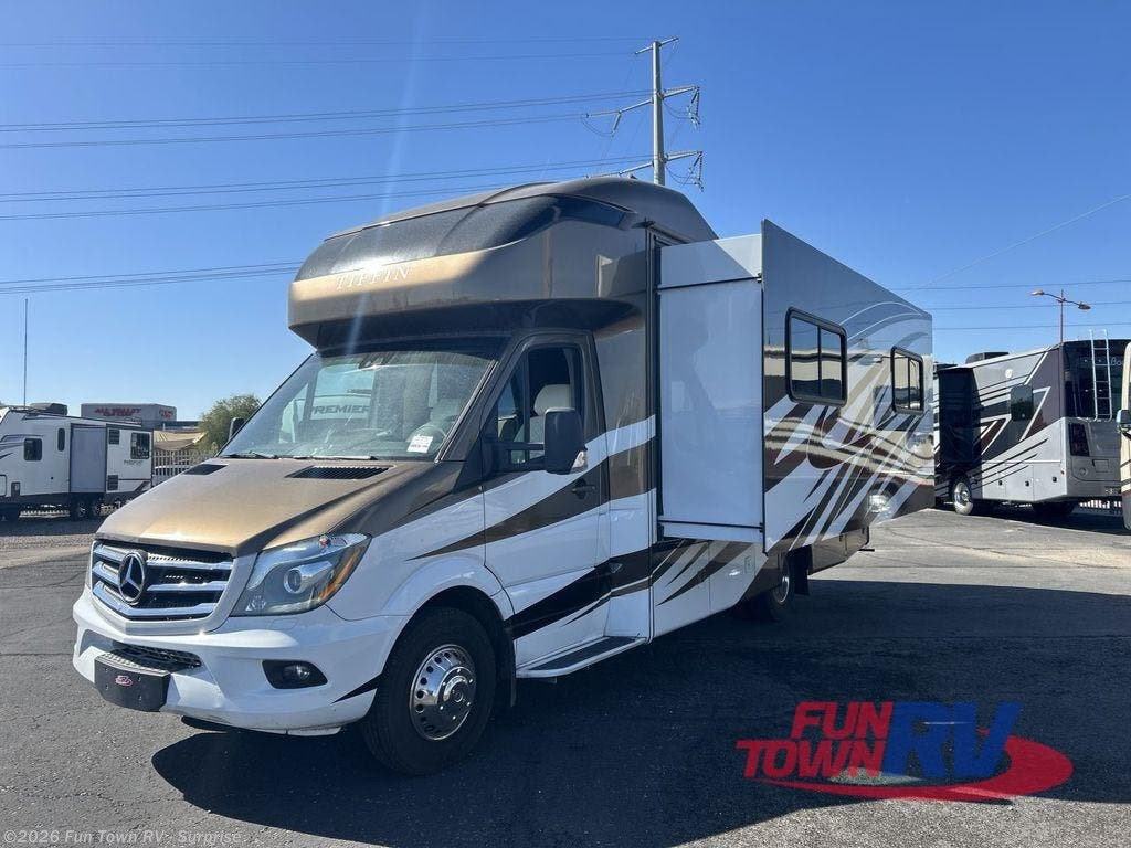 Used 2018 Tiffin Wayfarer 24 QW available in Surprise, Arizona