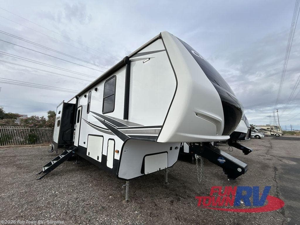 2021 Cruiser CR3851BL by CrossRoads from Fun Town RV - Surprise in Surprise, Arizona