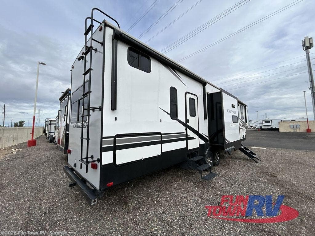 Used 2021 CrossRoads Cruiser CR3851BL available in Surprise, Arizona