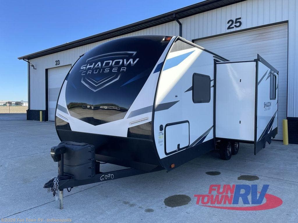 2022 Shadow Cruiser 215RBS by Cruiser RV from Fun Town RV - Indianapolis in EDINBURGH, Indiana