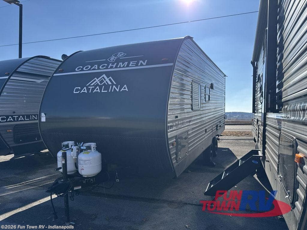 New 2026 Coachmen Catalina Summit Series 8 211BH available in EDINBURGH, Indiana