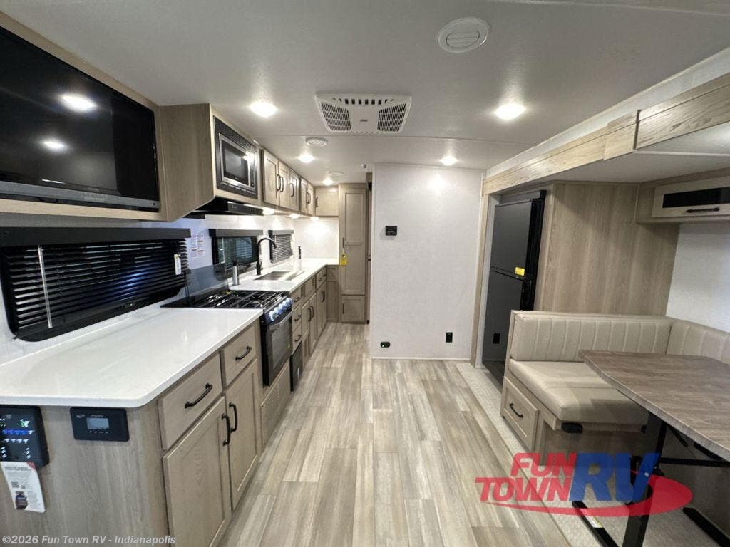 2024 Rockwood Mini Lite 2517S by Forest River from Fun Town RV - Indianapolis in EDINBURGH, Indiana
