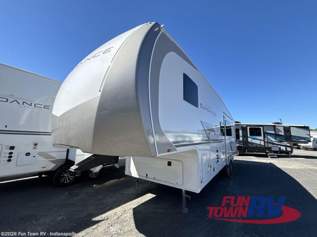 2026 Sundance 28DB by Heartland from Fun Town RV - Indianapolis in EDINBURGH, Indiana