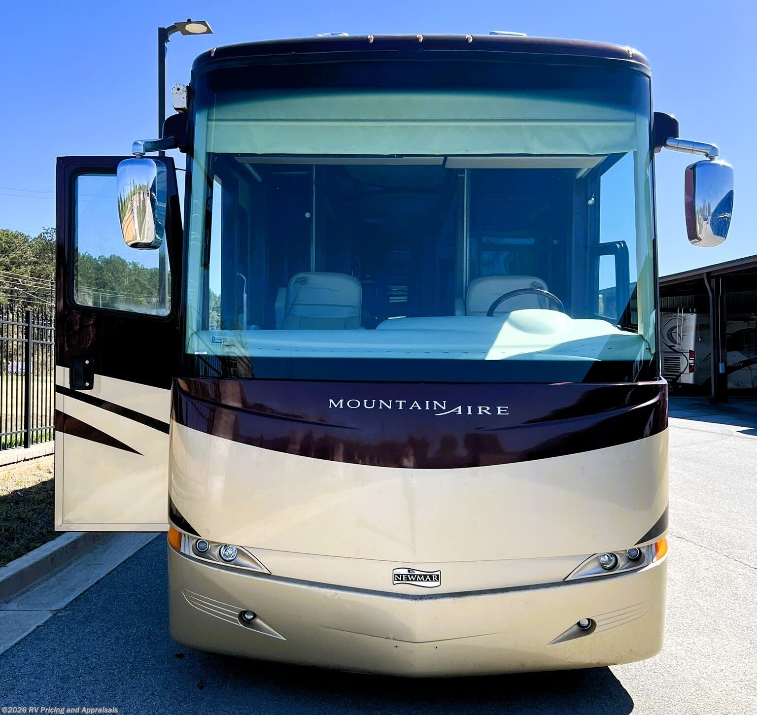 Used 2008 Newmar Mountain Aire 4528 LOCATED IN BUFORD GA 30519 available in , Florida