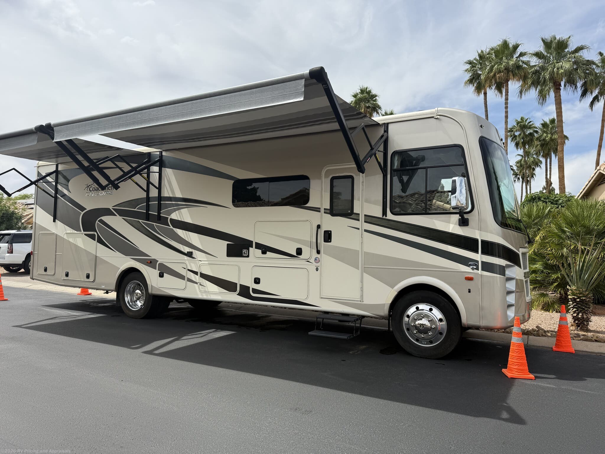 2021 Coachmen Encore 325SS LOCATED IN SURPRISE AZ. - Used Class A For Sale by RV Pricing and Appraisals in , Florida features Ladder, Dryer, Shower, Glass Shower Door, Smoke Detector