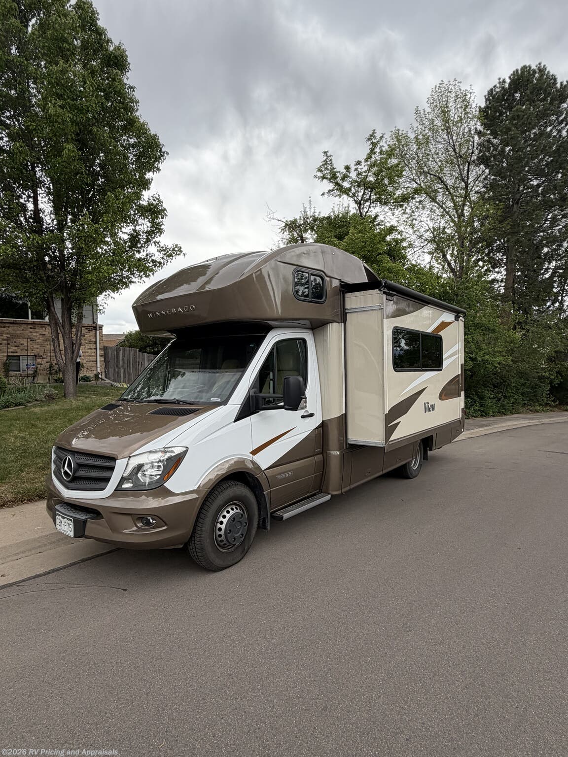 2017 View 24J LOCATED IN Westminster CO. 80020 by Winnebago from RV Pricing and Appraisals in , Florida