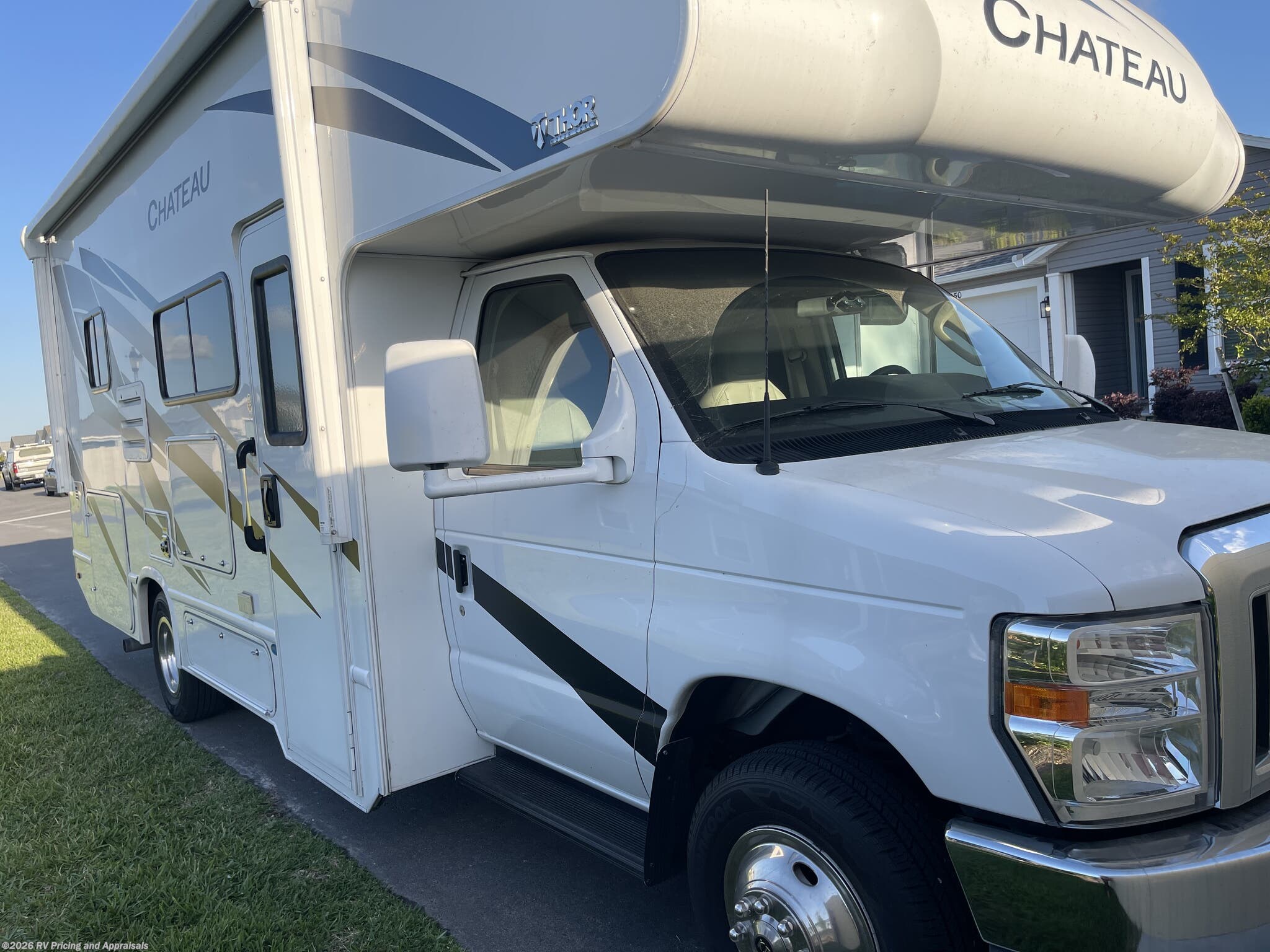 2024 Thor Motor Coach Chateau 25M LOCATED IN MIDDLETON FLORIDA 34762 - Used Class C For Sale by RV Pricing and Appraisals in , Florida