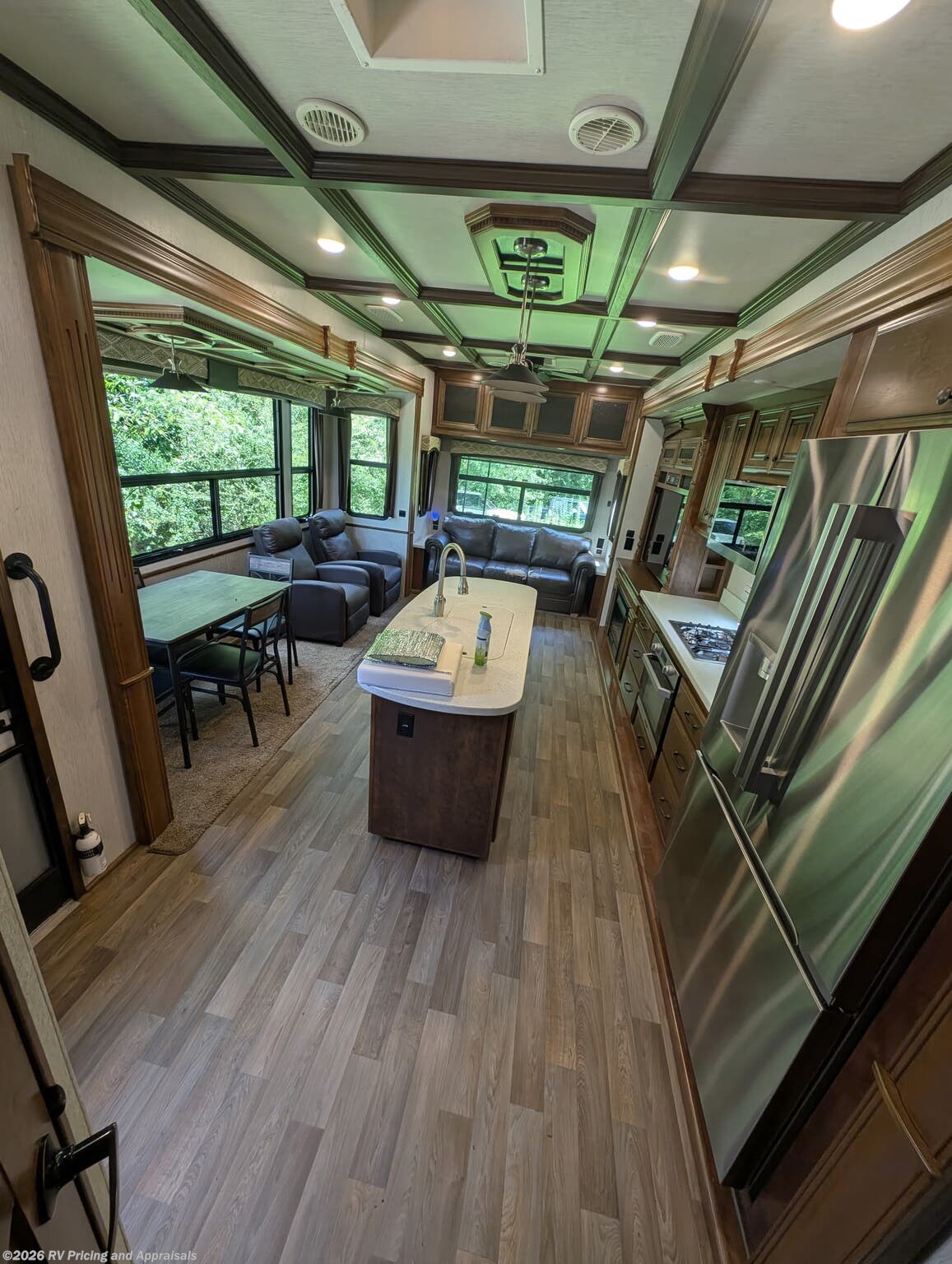 Used 2018 Heartland Bighorn 3760EL LOCATED IN SYLVESTER GA. 31791 available in , Florida