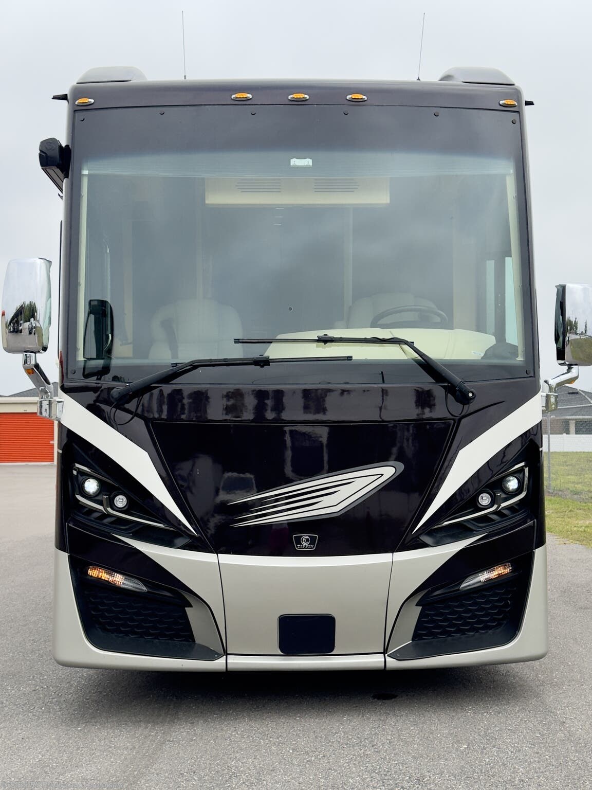 Used 2022 Tiffin Phaeton 40 QBH LOCATED IN OCALA FLORIDA 34481 available in , Florida