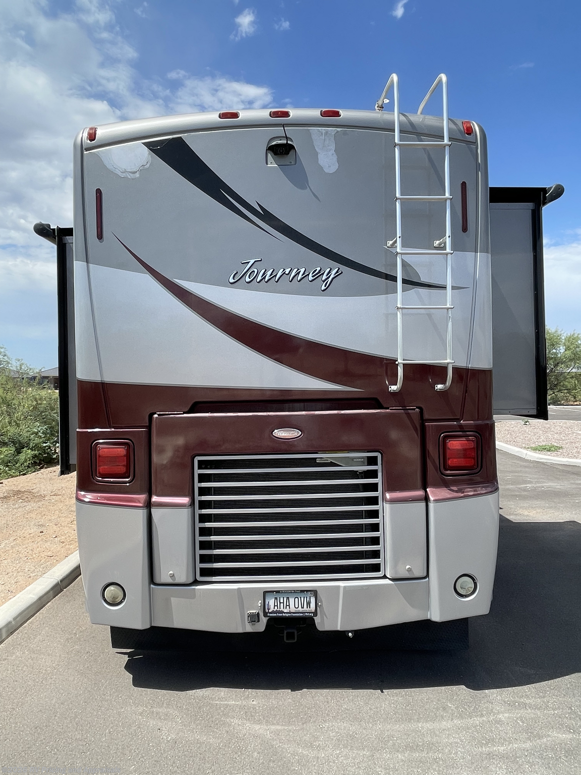 2009 Journey 34Y LOCATED IN TUCSON AZ. 85641 by Winnebago from RV Pricing and Appraisals in , Florida