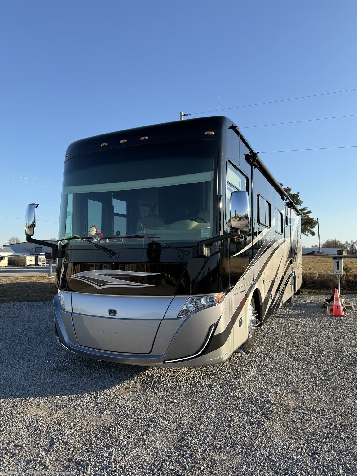 2020 Tiffin Allegro Red 37 BA LOCATED IN DURHAM NC 27703 - Used Class A For Sale by RV Pricing and Appraisals in , Florida features L Sofa, Medicine Cabinet, Water Heater, Convection Microwave, Microwave
