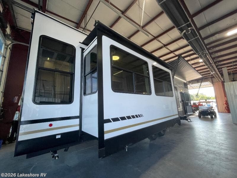 2026 Wildwood Grand Lodge 42DL by Forest River from Lakeshore RV in Muskegon, Michigan