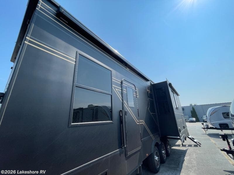 New 2025 Keystone Raptor 441 available in Muskegon, Michigan