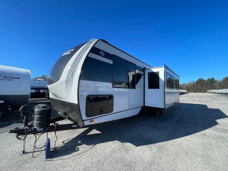 New 2025 Forest River Vibe 2600BH available in Muskegon, Michigan