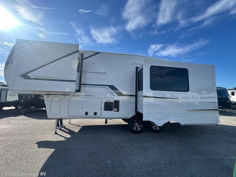 2026 Cougar 260MLE by Keystone from Lakeshore RV in Muskegon, Michigan