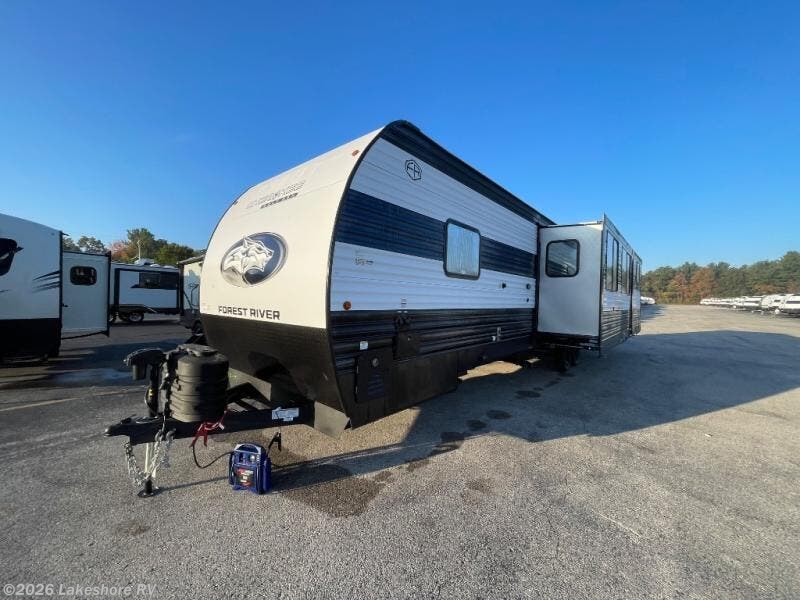 New 2026 Forest River Cherokee Wolf Den 304SR available in Muskegon, Michigan