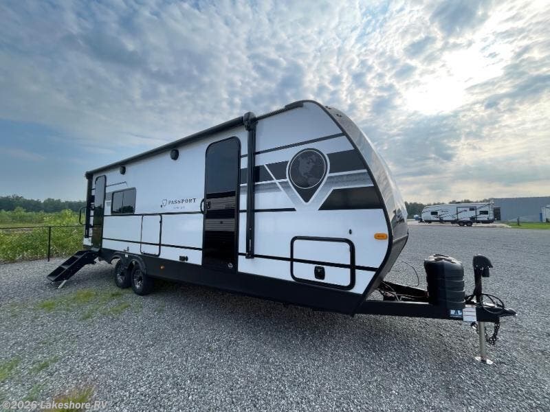 2026 Keystone Passport Super Lite 2450RK - New Travel Trailer For Sale by Lakeshore RV in Muskegon, Michigan