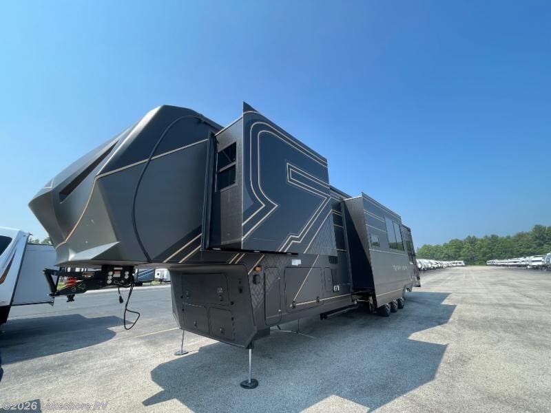 2025 Keystone Raptor 441 - New Fifth Wheel For Sale by Lakeshore RV in Muskegon, Michigan
