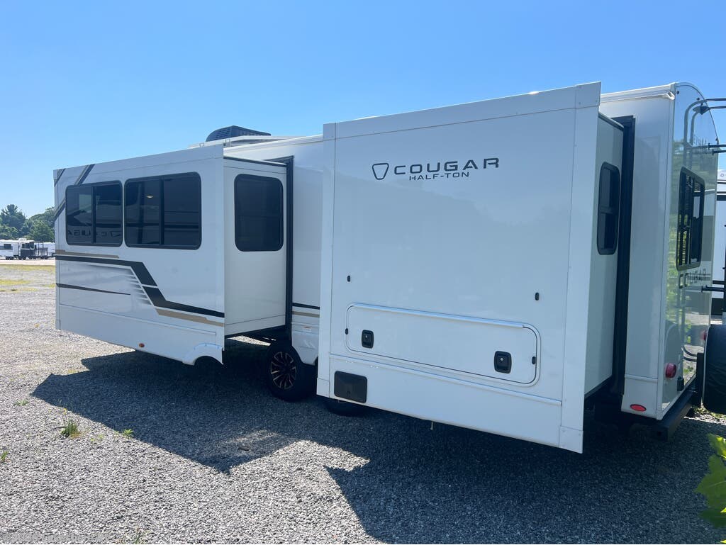 2026 Cougar Half-Ton 25FKD by Keystone from Lakeshore RV in Muskegon, Michigan