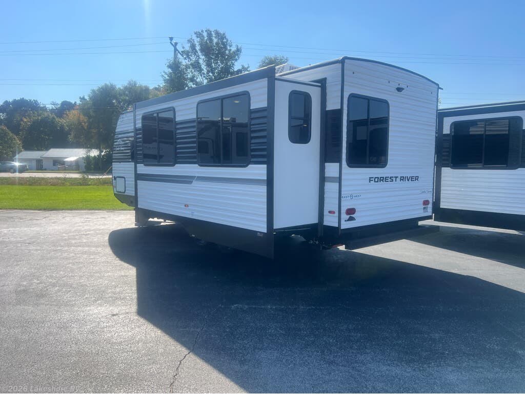 2027 Della Terra 250RE by East to West from Lakeshore RV in Muskegon, Michigan