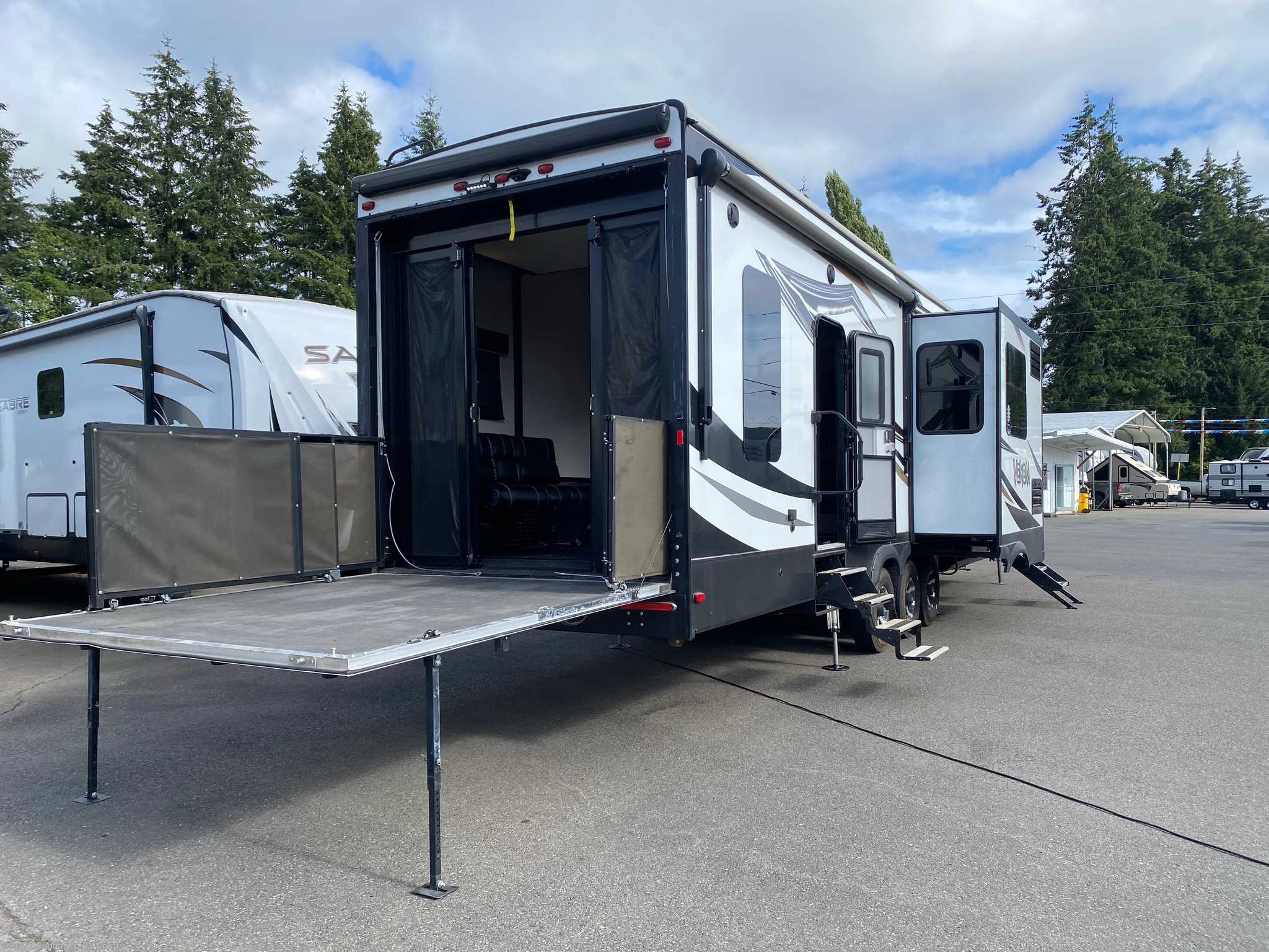 Used 2018 K-Z Venom 4114TK available in Shelton, Washington