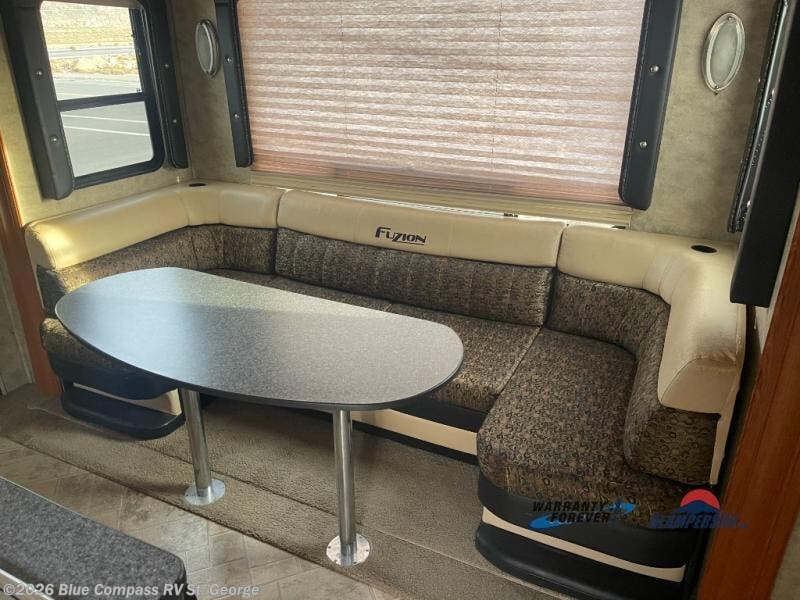 Used 2009 Keystone Fuzion 302 available in Hurricane, Utah