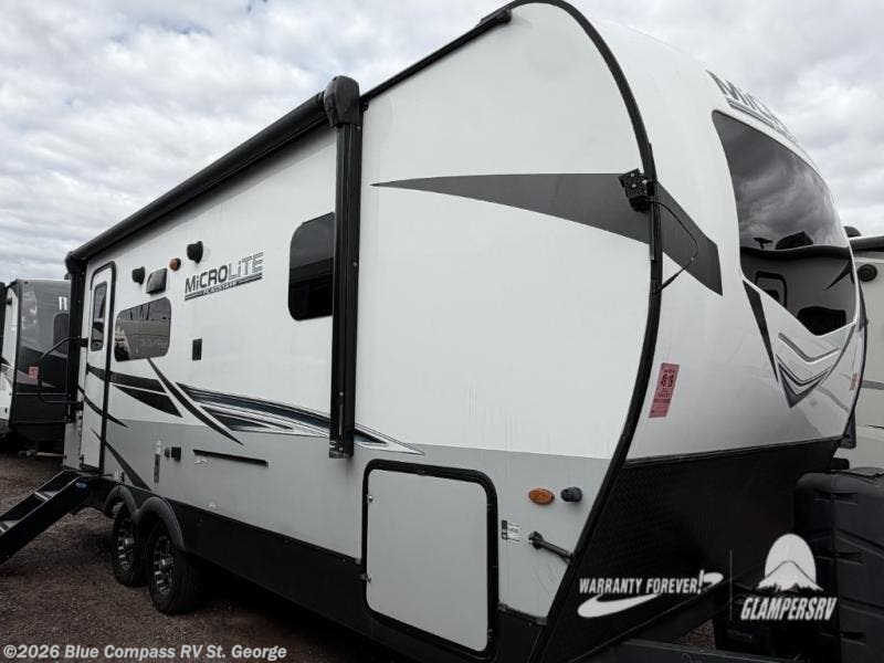 2022 Flagstaff Micro Lite 22FBS by Forest River from Blue Compass RV St. George in Hurricane, Utah