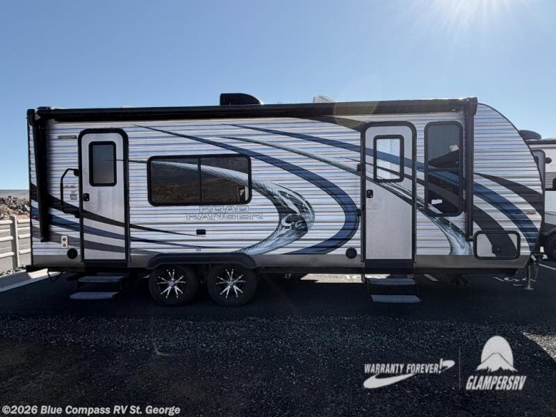 2017 Weekend Warrior Road Ranger 252T - Used Travel Trailer For Sale by Blue Compass RV St. George in Hurricane, Utah