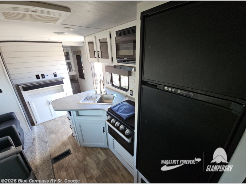 Used 2023 Keystone Hideout 25BHSWE available in Hurricane, Utah