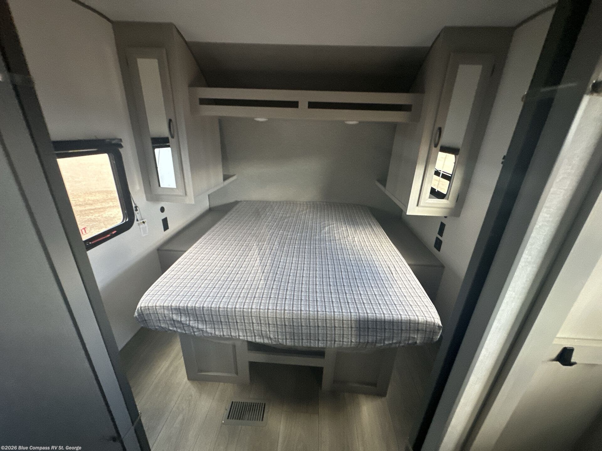 New 2027 Forest River Aurora Light 23BHS available in Hurricane, Utah