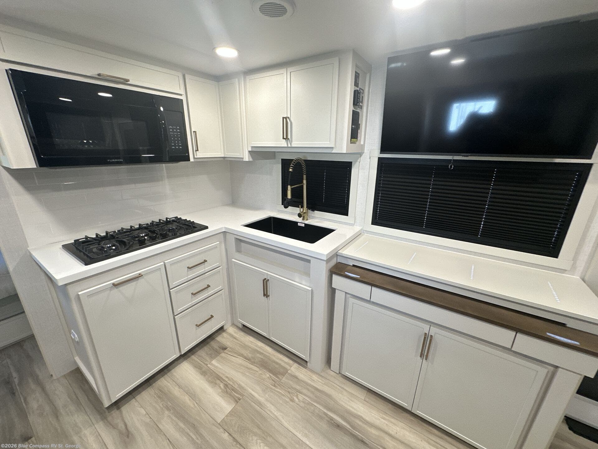 2027 Brinkley RV Model Ix 24x - New Travel Trailer For Sale by Blue Compass RV St. George in Hurricane, Utah