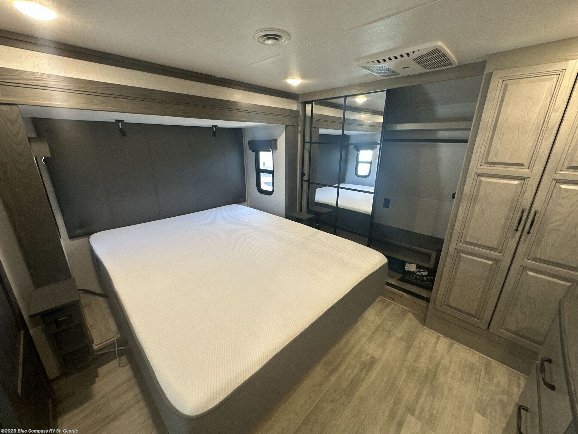 Used 2024 Keystone Alpine 3011CK available in Hurricane, Utah