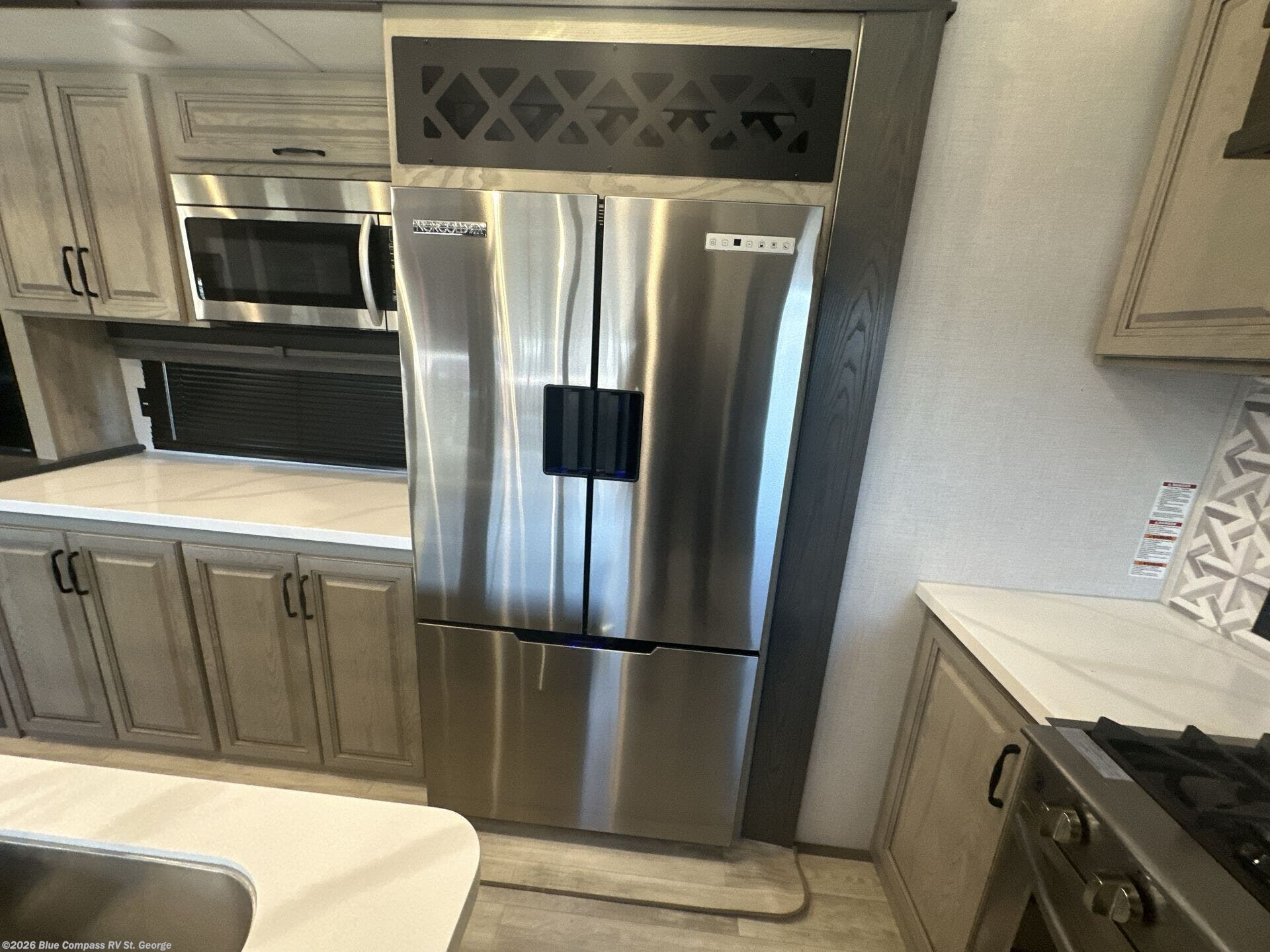 2024 Keystone Alpine 3011CK - Used Fifth Wheel For Sale by Blue Compass RV St. George in Hurricane, Utah