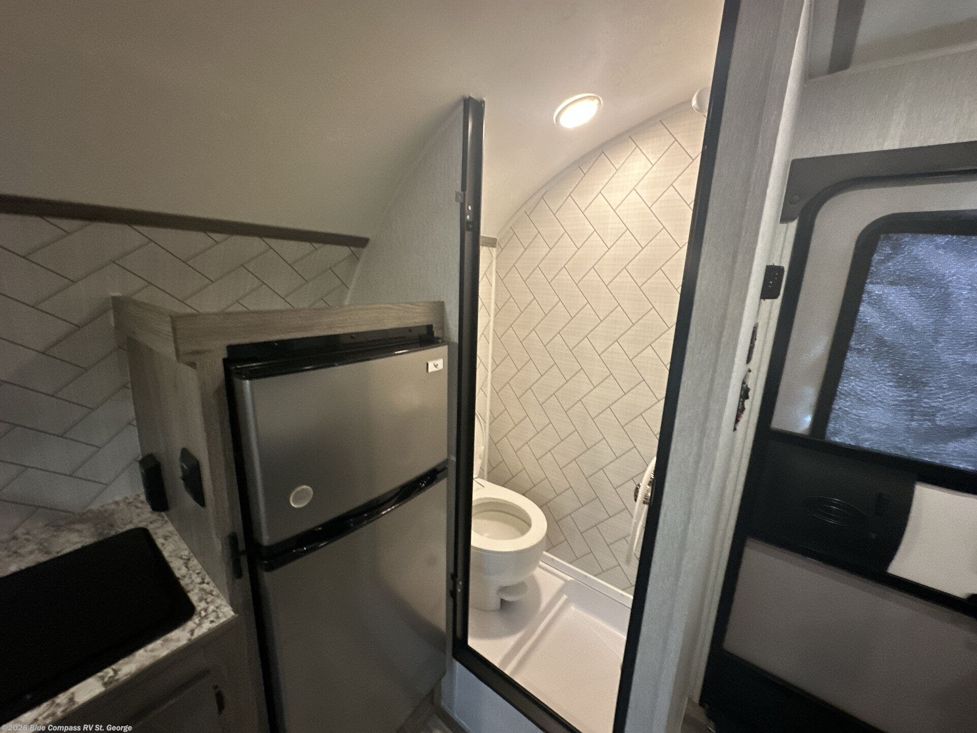 2025 Sun Lite 14THX by Sunset Park RV from Blue Compass RV St. George in Hurricane, Utah