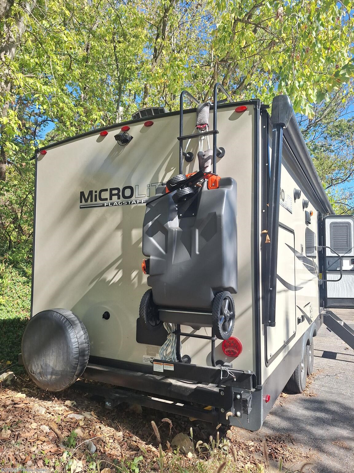 2022 Flagstaff 25BDS by Forest River from For Sale By Owner in Saint Louis, Missouri