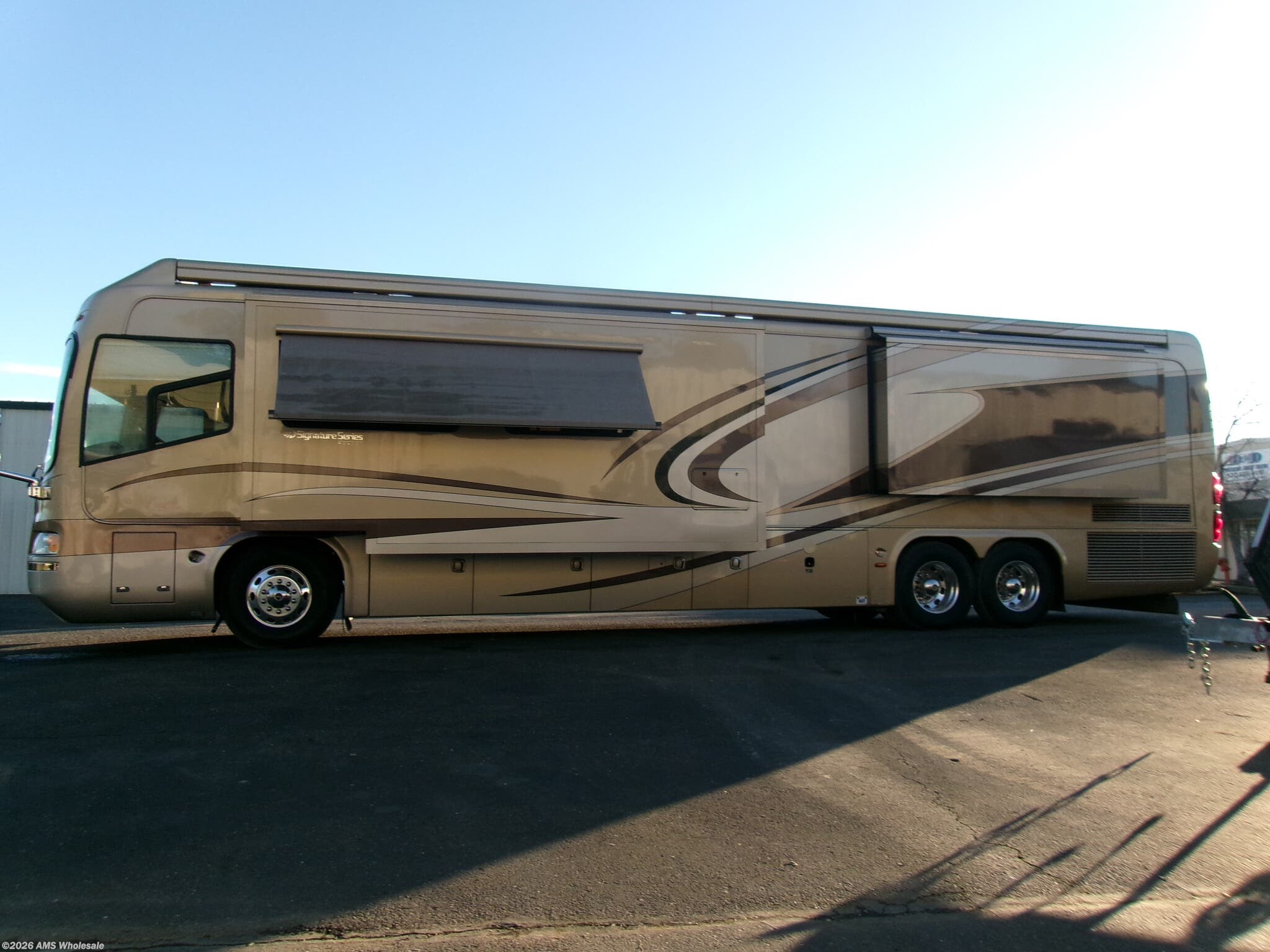 2007 Signature CASTLE by Monaco RV from AMS Wholesale in Placerville, California