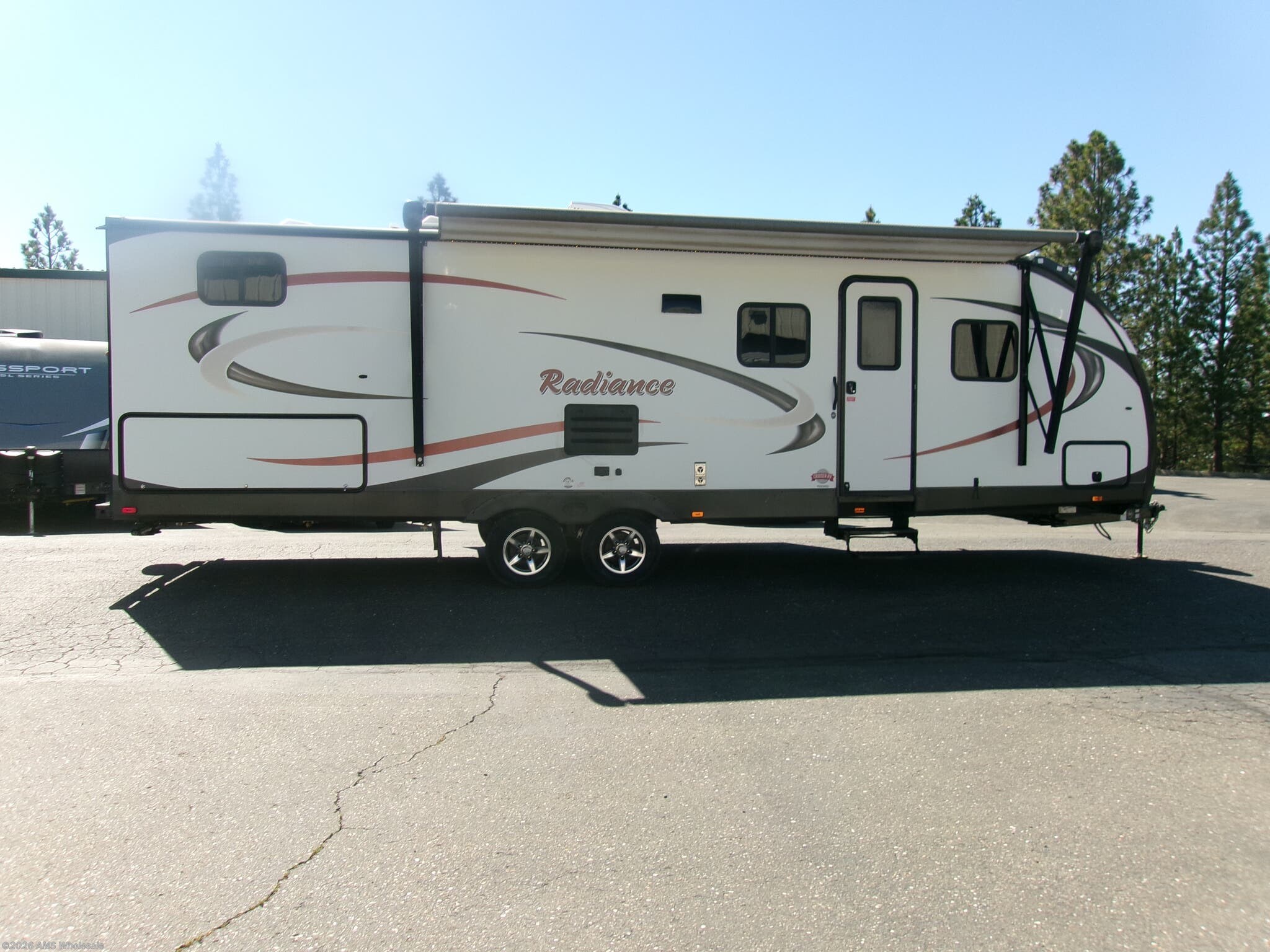 Used 2016 Cruiser RV Radiance 28qbss available in Placerville, California