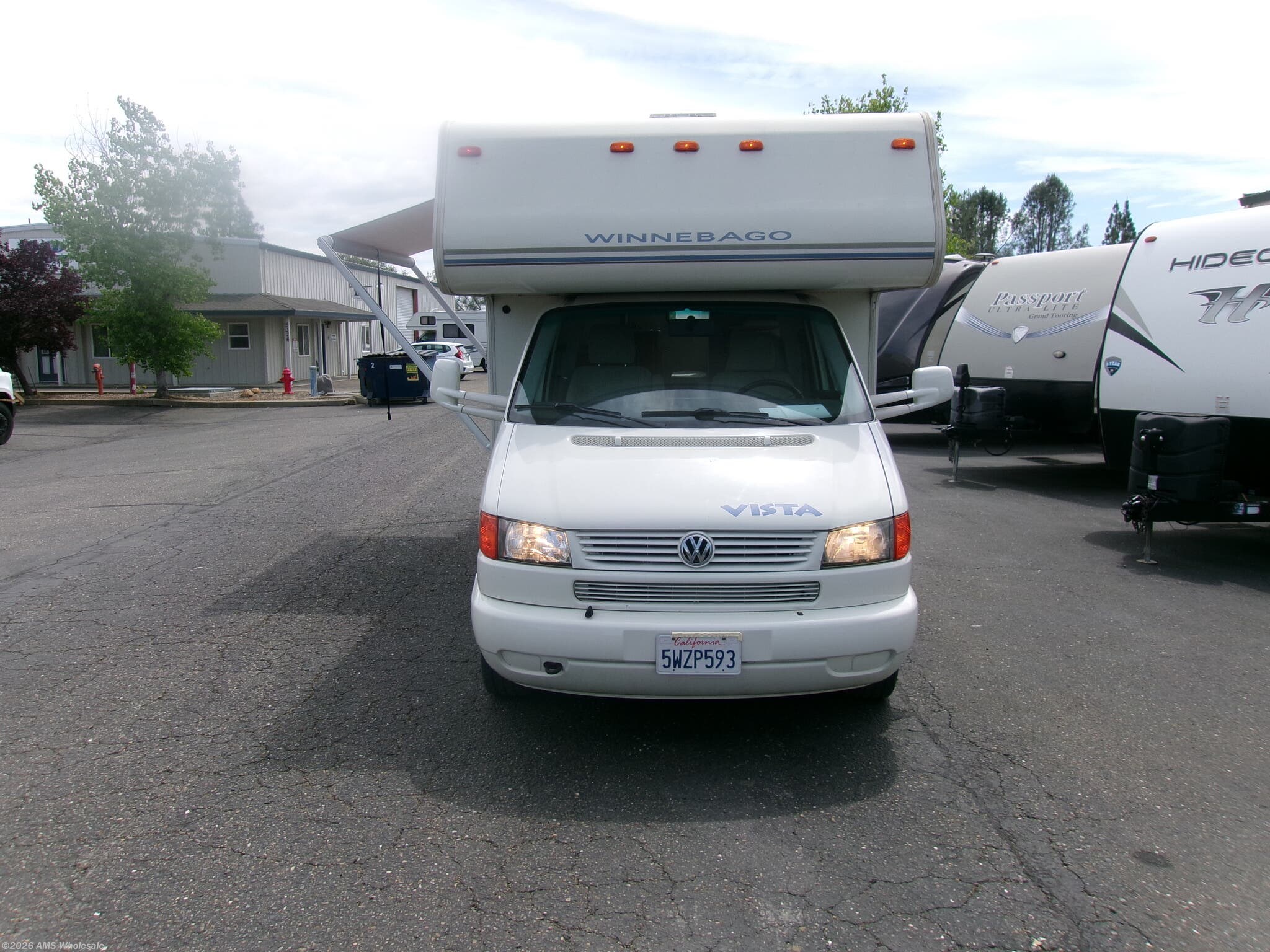 2004 Winnebago Vista 21b - Used Class C For Sale by AMS Wholesale in Placerville, California