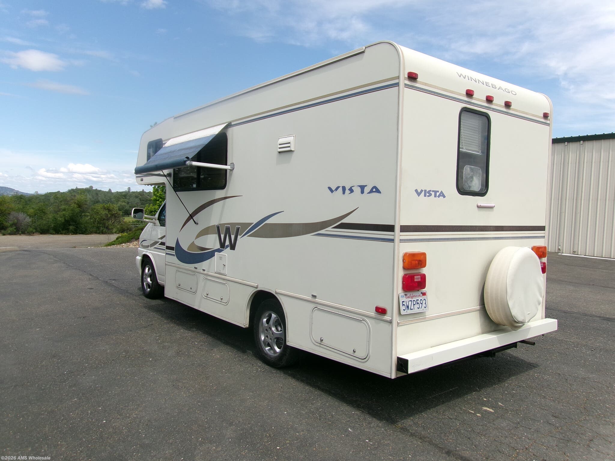 Used 2004 Winnebago Vista 21b available in Placerville, California