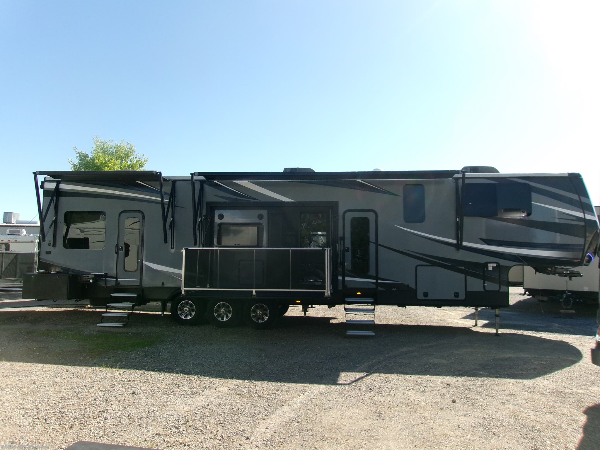 2018 Jayco Seismic 4212 - Used Fifth Wheel For Sale by AMS Wholesale in Placerville, California