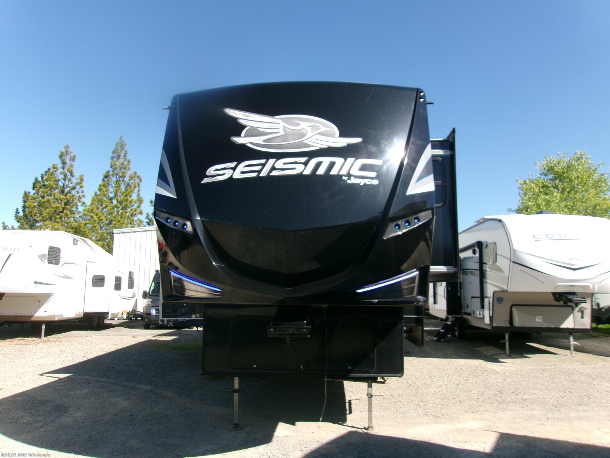2018 Seismic 4212 by Jayco from AMS Wholesale in Placerville, California