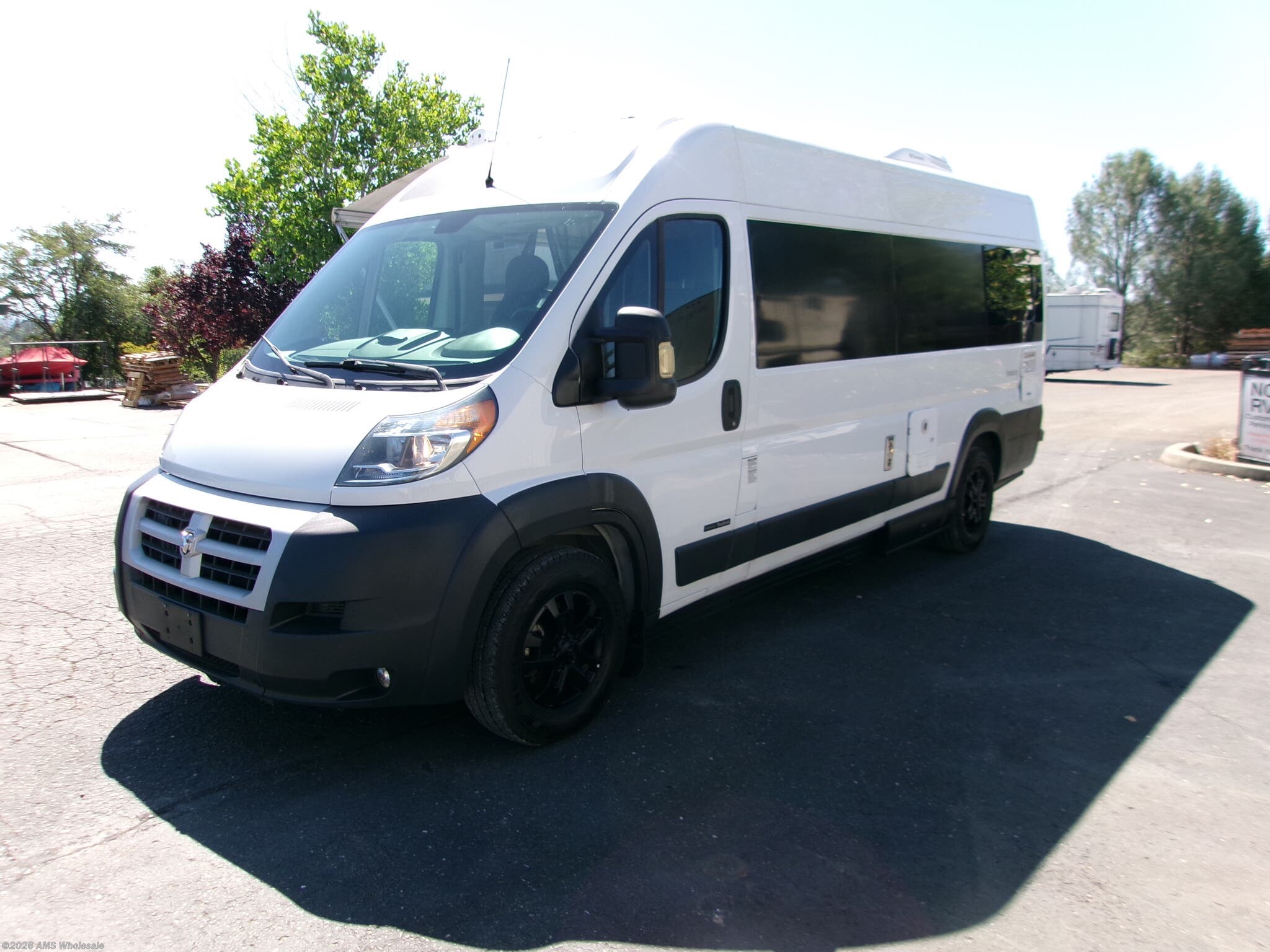 2016 Simplicity by Roadtrek from AMS Wholesale in Placerville, California