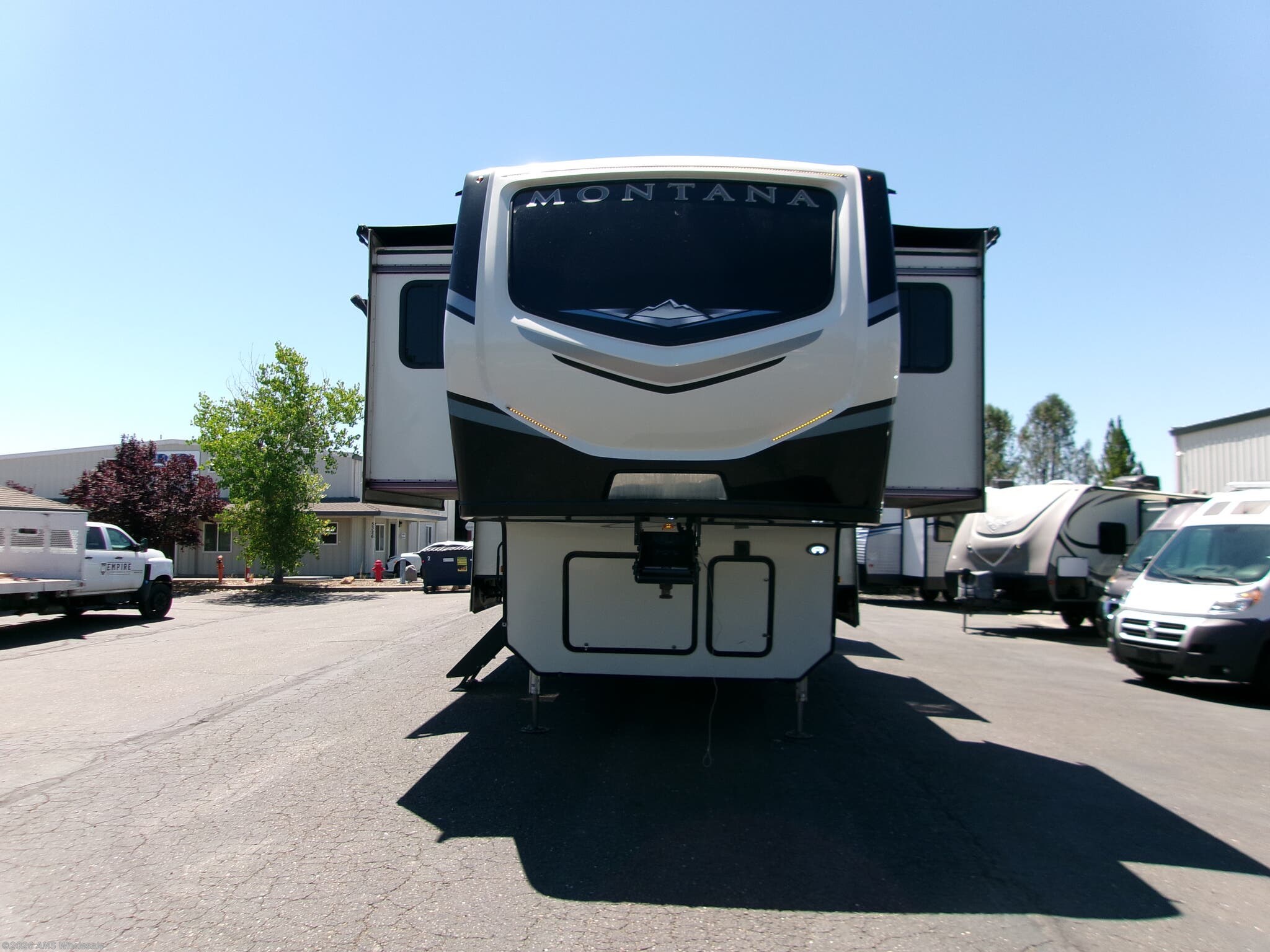 2021 Keystone Montana 3760FL - Used Fifth Wheel For Sale by AMS Wholesale in Placerville, California features Black Tank Flush, Toilet, Ceiling Fan, Vanity, Skylight