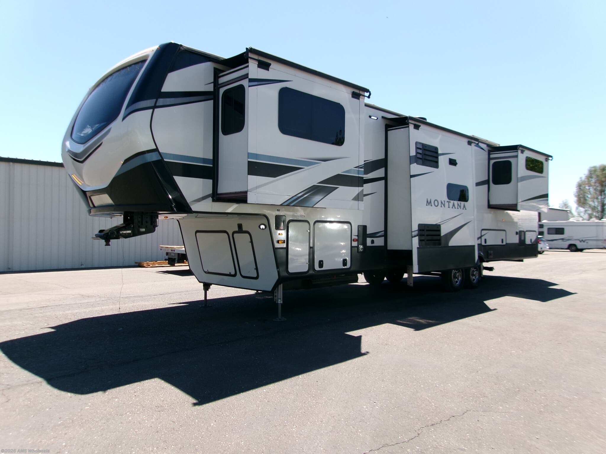 2021 Montana 3760FL by Keystone from AMS Wholesale in Placerville, California